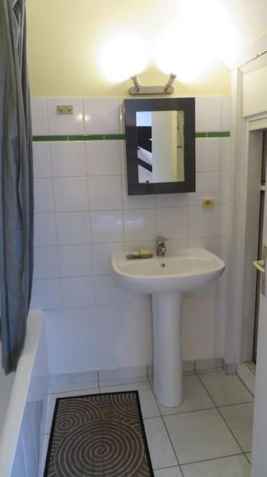 Loft De 53 M2 Centre Ville Blois,Tv Esterno foto